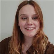 Mi nombre es Ainara, soy una chica muy enérgica y trabajadora, tengo mucha paciencia lo que es muy bueno para desempeñar este trabajo, podría dar clases particulares a todo tipo de niños de hasta 18 años